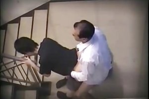 Black guy fucks vanskelig vakre blonde jenta etter en krangel med sin mann
