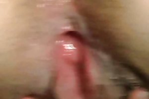 Gjør en blowjob til sin mann