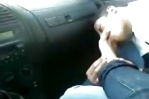 Guy fucks en kvinne climaxing for gratis