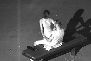 Søt blondine rykk av big cock guy under massasje