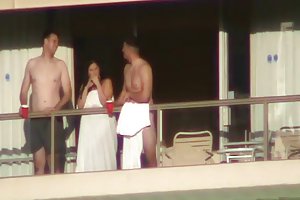 Favoritt mann knuller munnen og tett anus damer keisha